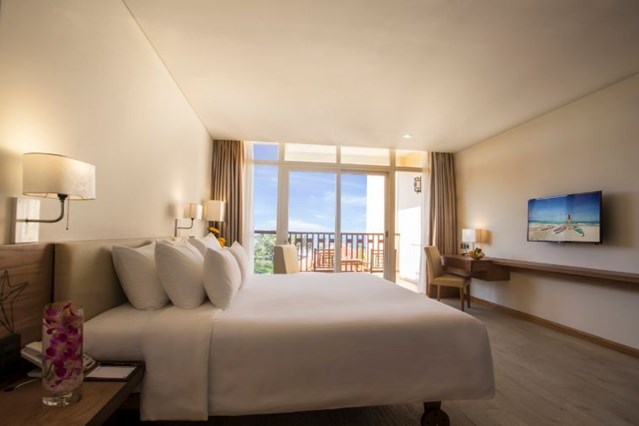 Premium Deluxe Double Garden view